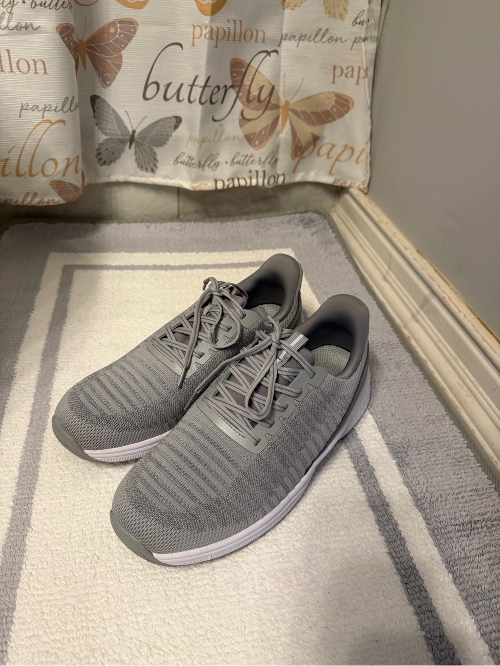 OrthoFeet Women’s Gray Knit Athletic Sneakers 10.5W